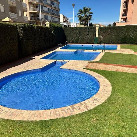 Beach Apartament In Torrevieja Ngoại thất bức ảnh