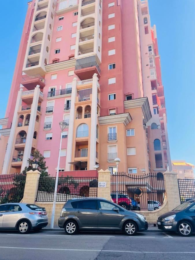 Beach Apartament In Torrevieja Ngoại thất bức ảnh