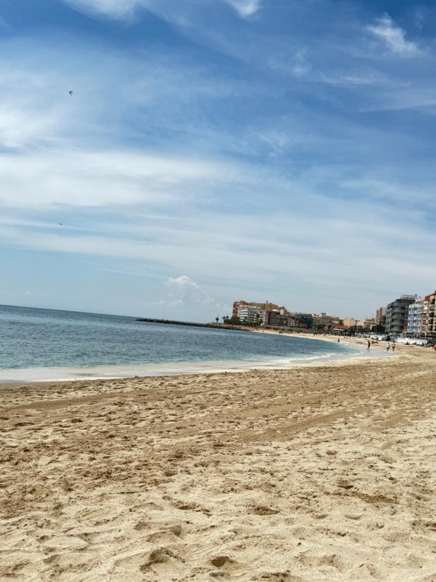Beach Apartament In Torrevieja Ngoại thất bức ảnh